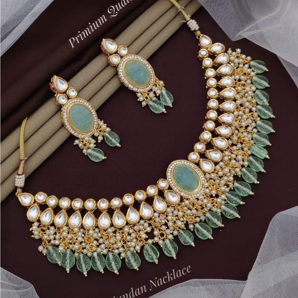 Jewelry - Picture 2 of 3